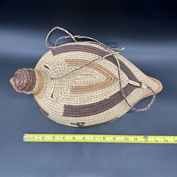 Vintage Duck Purse Woven Pine Needle Hanging Basket Krill Shoulder Bag Kitsch - Picture 9 of 10
